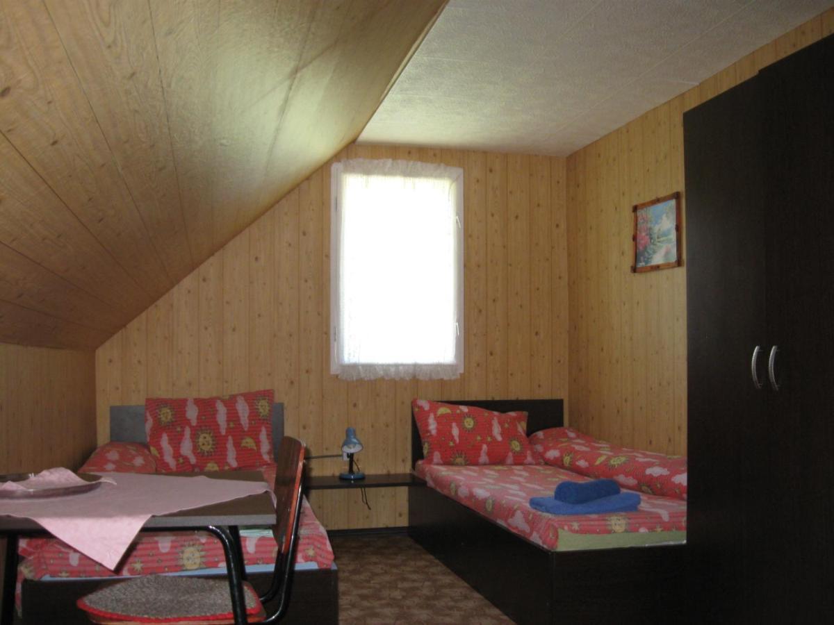 Podina Guest House Poiana Horea Eksteriør bilde